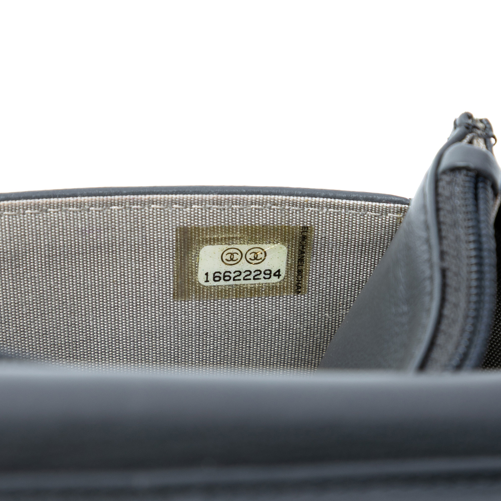 Pre-Loved Chanel Quilted Lambskin Boy Wallet On Chain - Picture 6 of 7